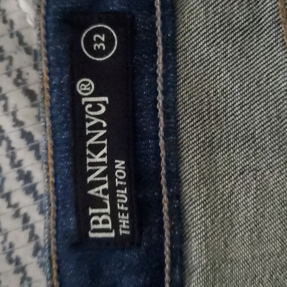 Blank NYC denim shorts - Picture 3 of 9